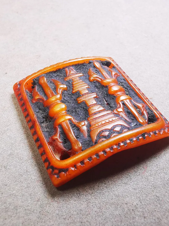 Gandhanra Yak Bone Carved Vajra Stupa Amulet Badge, Tibetan Buddhist Pagoda Pendant