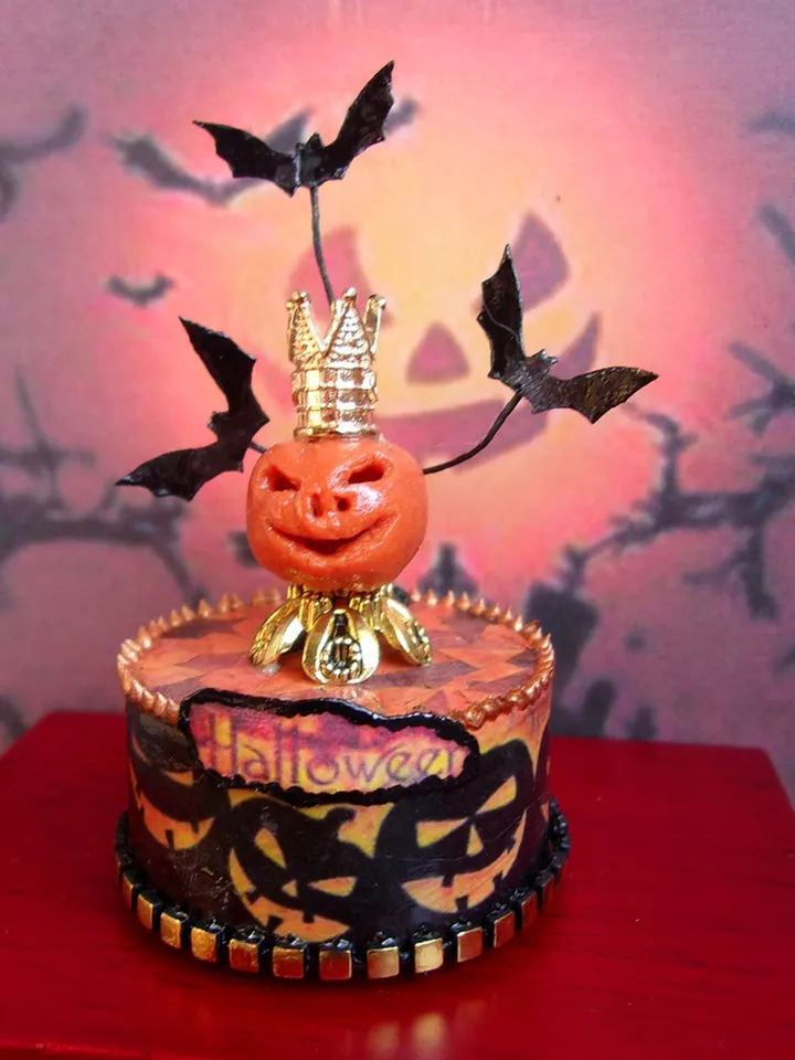 Puppet theater for Halloween. Pumpkin with illumination and bats. 1:12. dollhouse miniature. handmade.