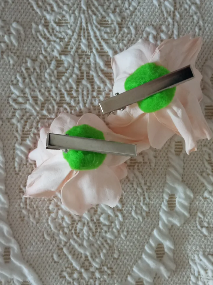 2 beautiful hair clips, women's flowers hair accessories, women's jewellery/handmade hair decor/gift for her