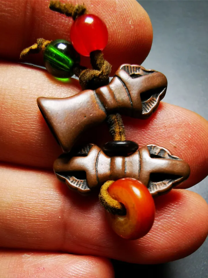 Gandhanra Antique Tibetan Amulet,Mini Vajra and Bell Bead Counters for Mala Bracelet,Prayer Bead,Made of Red Copper