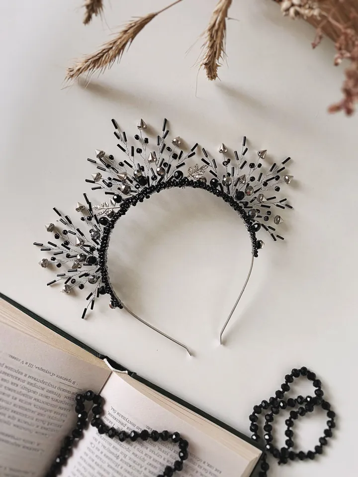 Black crown, Spiked crown, Spiked headband, Black tiara, Silver Black crown,Halloween crown,Halloween headpiece, Gothic tiara, rock accessories