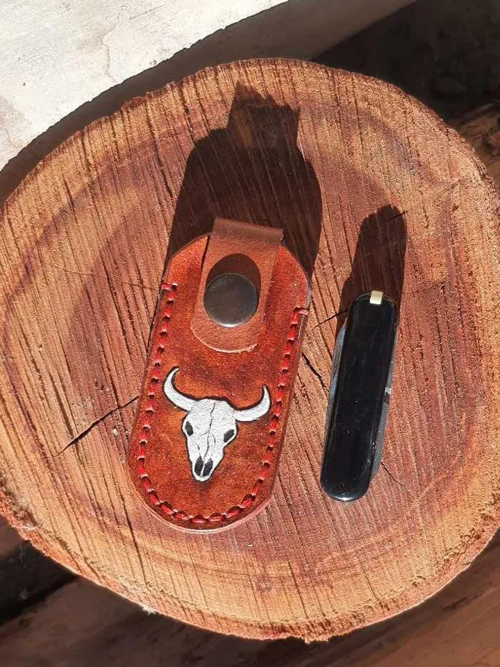 Victorinox mini leather sheath, classic sd pocket knife, swiss knife handmade genuine leather, leather keychain, leather case