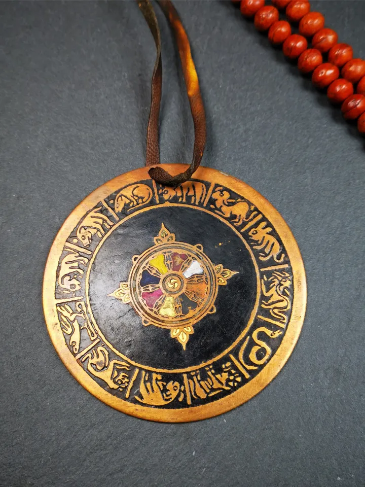 Gandhanra Handmade Tibetan Budhist Amulet Plate,Prayer Wheel,Dharma Chakra,2.95"