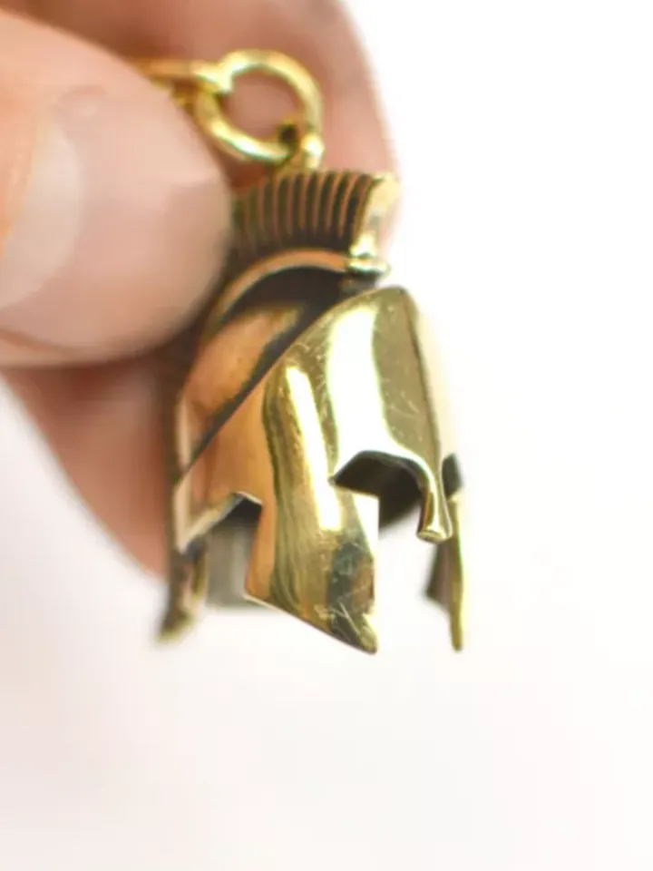 Roman helmet keychain