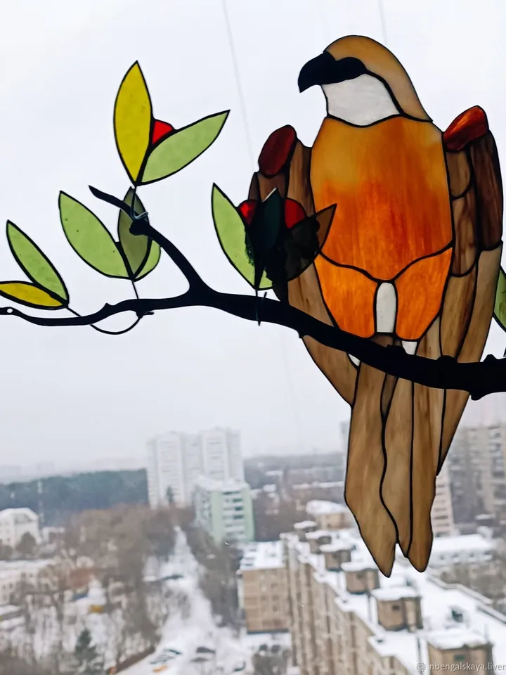 Falcon on a Branch Stained Glass, Tiffany-Style Stained Glass Falcon, Falcon Stained Glass Suncatcher, Handcrafted Falcon on Tree Branch, Tiffany Art Glass – Falcon Design, Elegant Falcon Stained Glass Panel, Nature-Inspired Falcon Tiffany Window Hanging