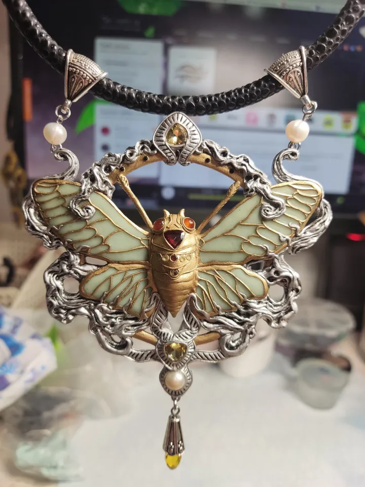 CICADA, Art Deco, Art Nouveau, bee insect Statement Chunky, Necklace Retro 1920
