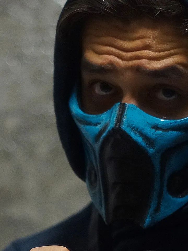 Sub Zero mask from Mortal Kombat Mortal Kombat Subzero Sub Zero mask