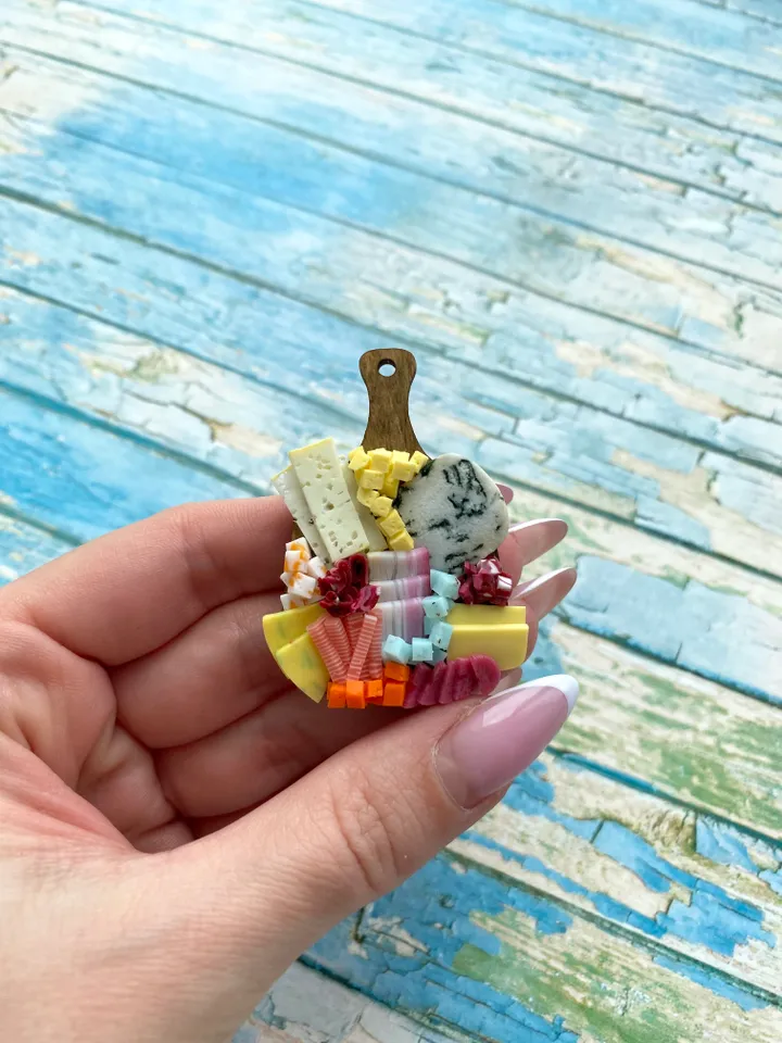 Magnet Miniature Cheese Charcuterie board with Polymer clay Souvenir