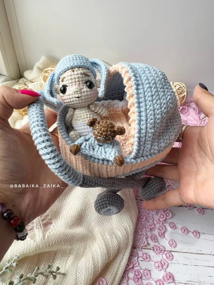 PDF Crochet Pattern Baby Doll in a Baby Carriage, Amigurumi baby doll pattern, Crochet Carriage, Crochet Stroller, Cute teddy bear