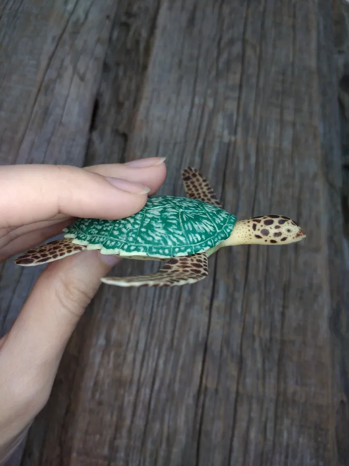Miniature clay Hawksbill sea turtle, tiny animal for diorama, dollhouse or resin art