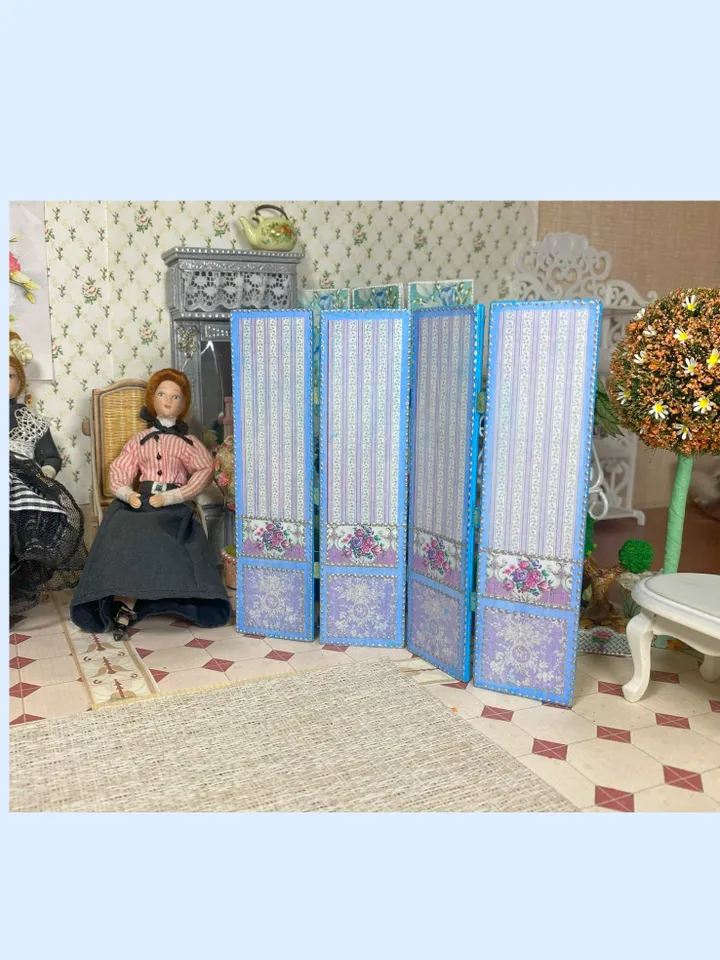 Dollhouse screen. Furniture for dolls. Furniture for the interior of a dollhouse. Handmade. 1:12.