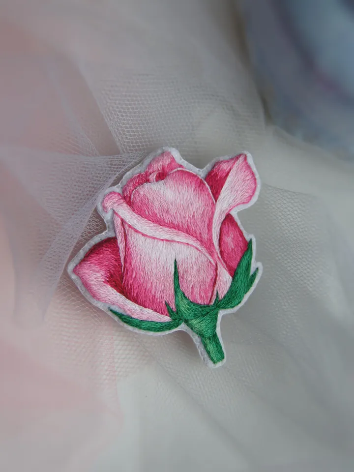 Rose Bud Brooch. Embroidered brooch, artistic satin stitch.