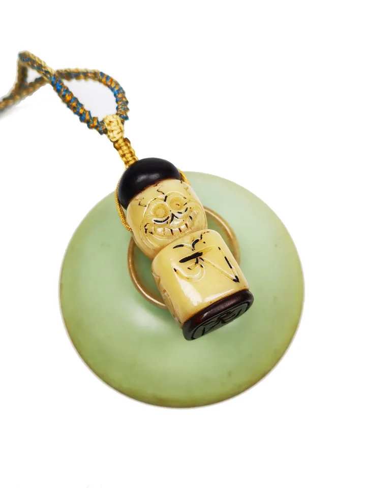 Gandhanra Unique Tibetan Yak Bone Carved Pendant,Citipati Skull Shape OM Letter Stamp Seal Amulet