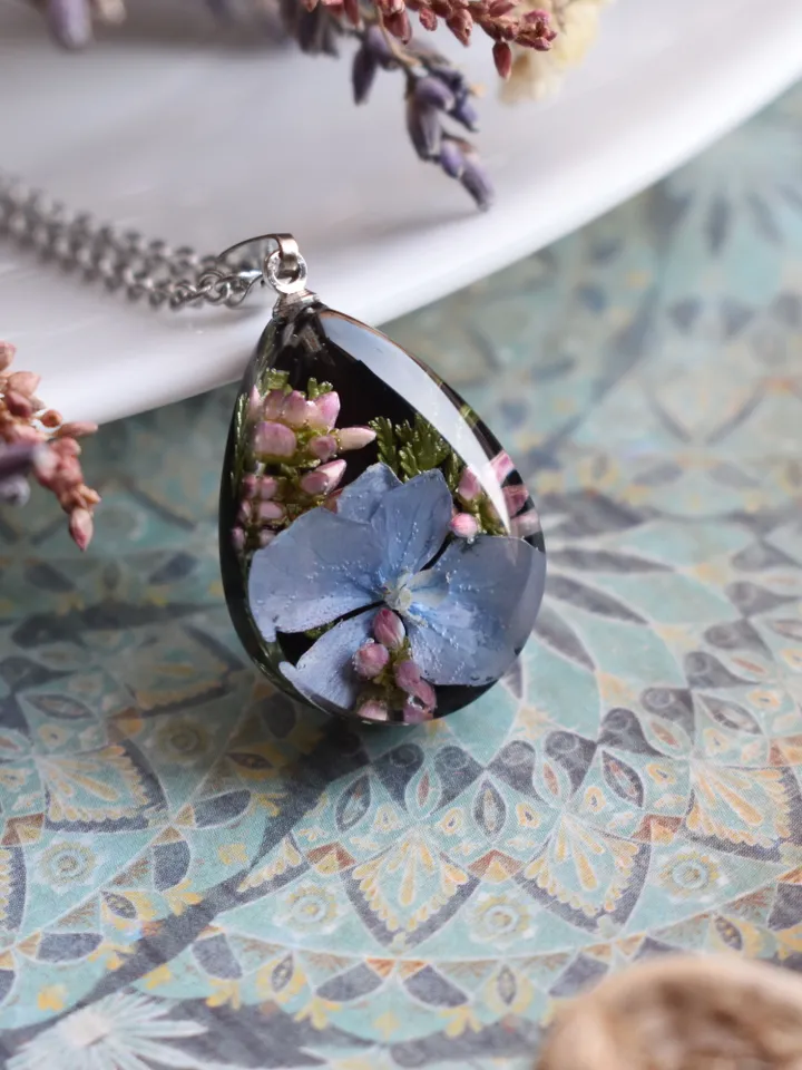 Real hydrangea and heather Pendant. Pendant-drop with real blue hydrangea. Real hydrangea in resin.
