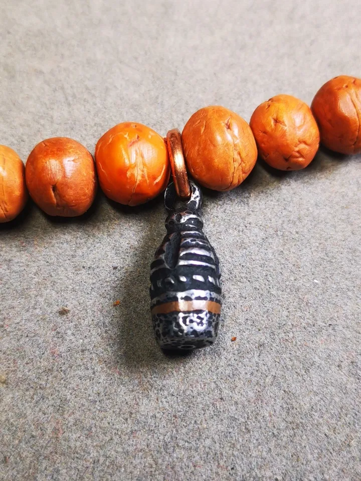 Gandhanra Handmade Tibetan Mala Pendant,Mini Stupa Amulet for Prayer Beads,Bag Hanging,0.75&quot; × 0.47&quot;