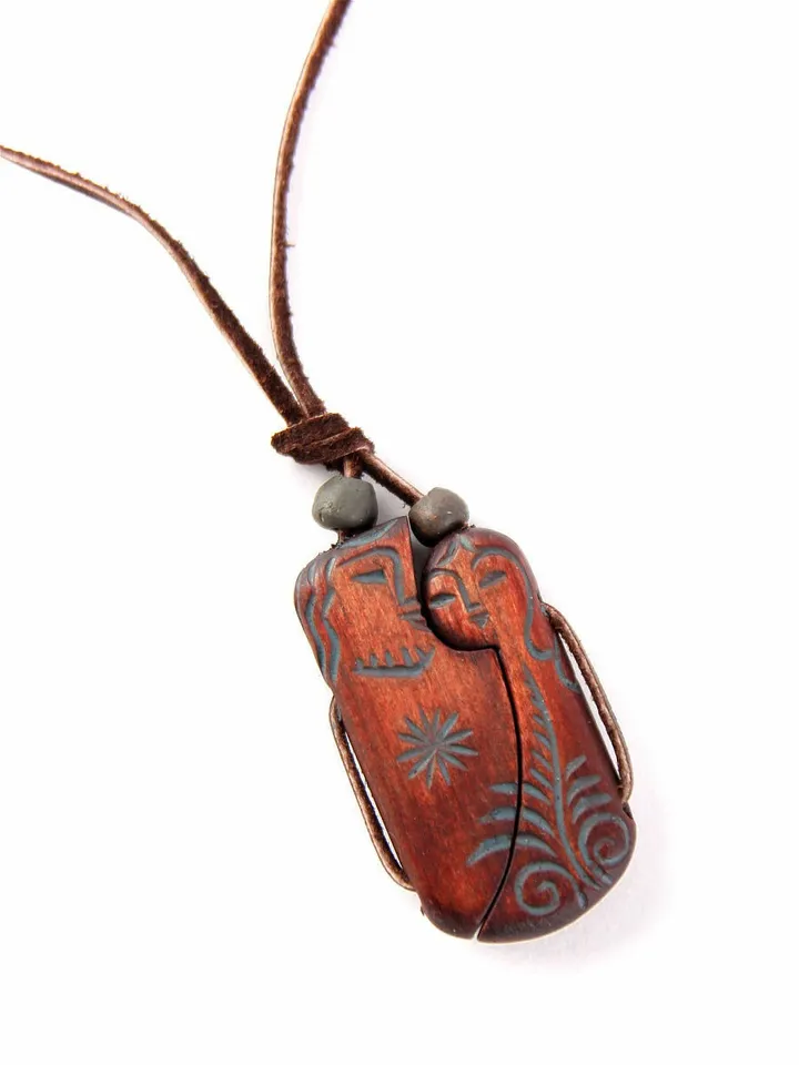 Bonds "Prima", pendant talisman of love (4.5 cm)