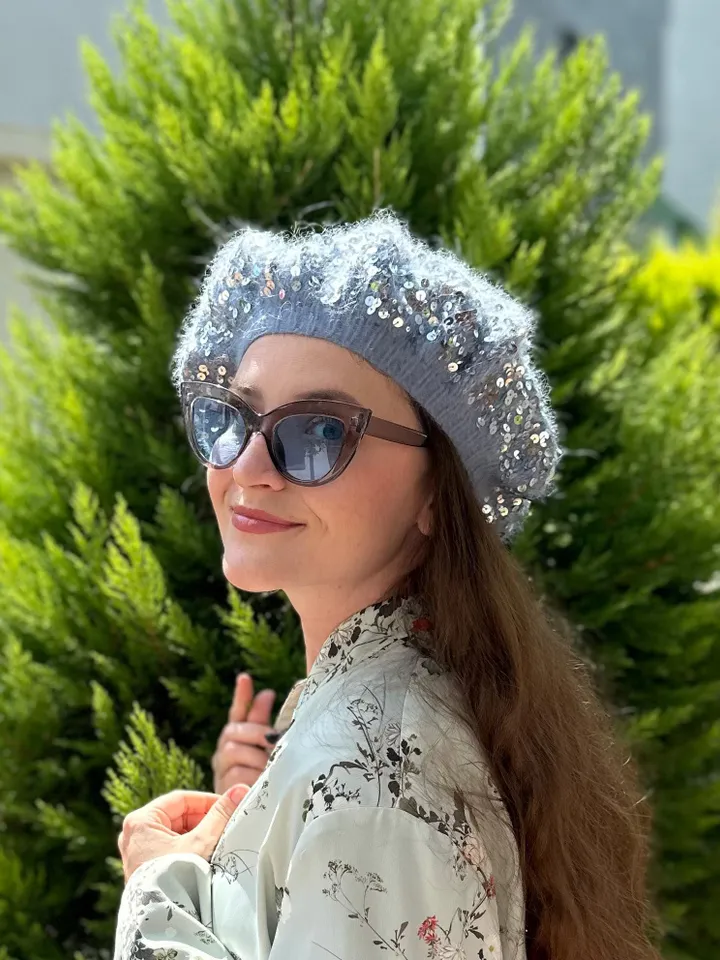 EASY seamless sequin knitted beret PDF Pattern & Tutorial - for beginners