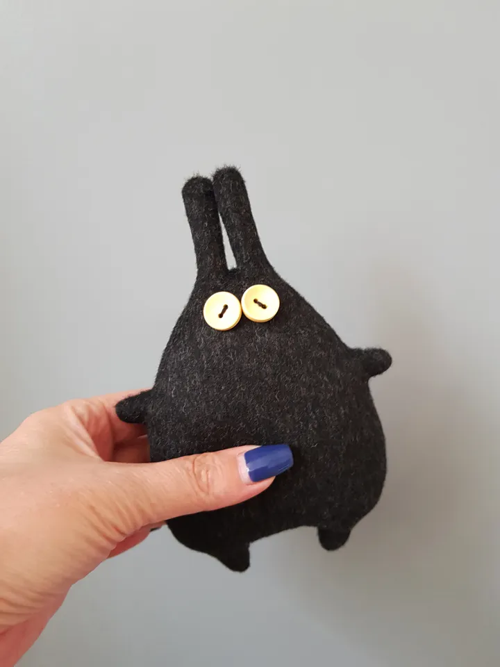 Black little rabbit sewing pattern PDF, digital tutorial in english, halloween doll sewing diy