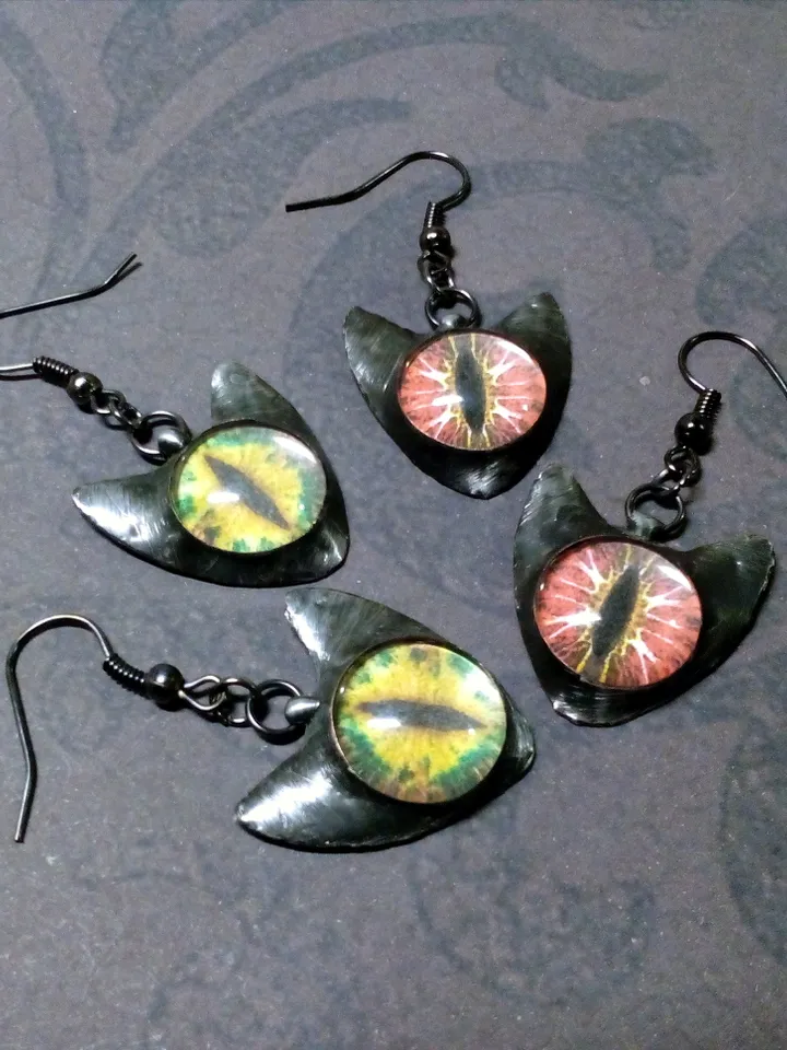 Stained glass BLACK CAT earrings, Eyes cat earrings, Cat head earrings, Tin soldered earrings, Cat lovers bijouterie