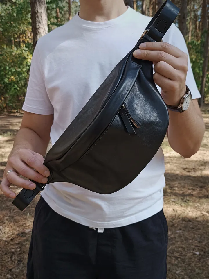 PDF pattern leather waist bag. Leather chest bag. Punch pitch 5 mm. Download PDF and Video TUTORIAL.