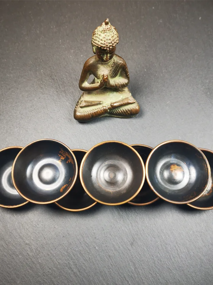 Gandhanra Handmade Tibetan Buddhist Water Offering Bowls,Yonchap Bowls,Made of Red Copper,1 Set of 7 Bowls,1.9"