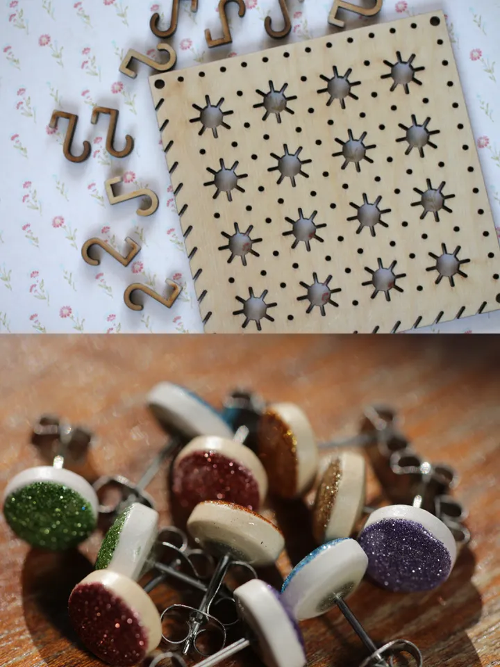 Stud earrings holder