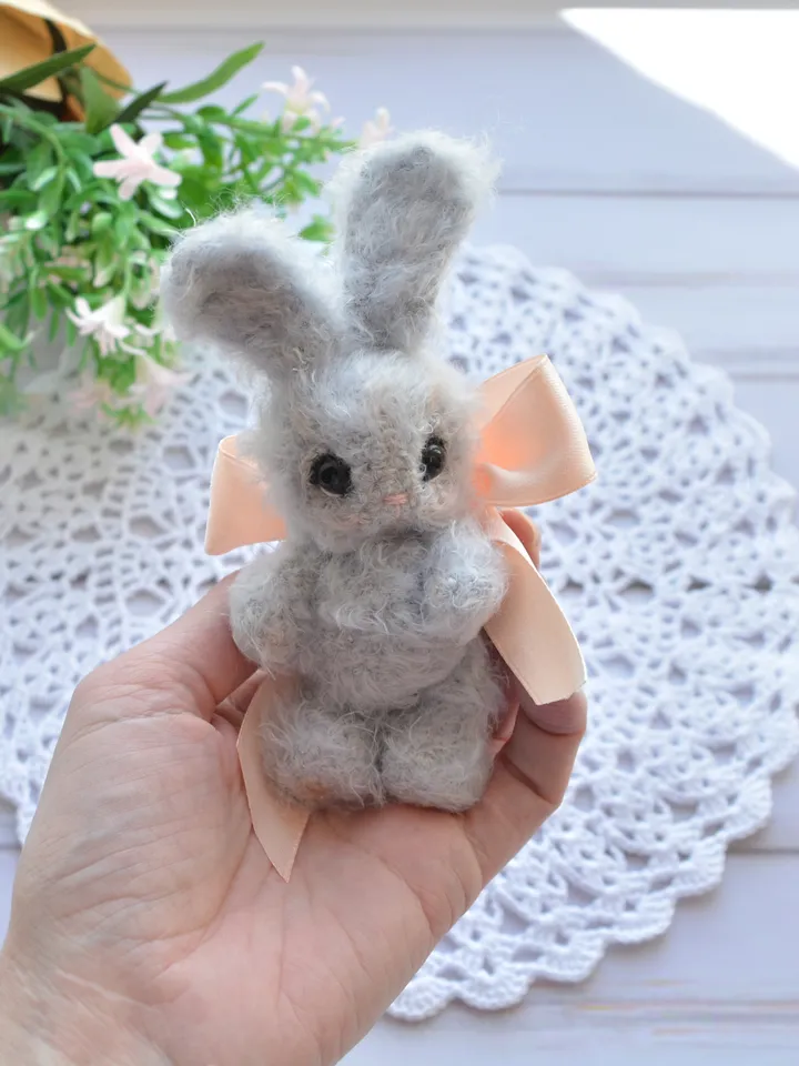 Amigurumi bunny crochet pattern, bunny toy pattern