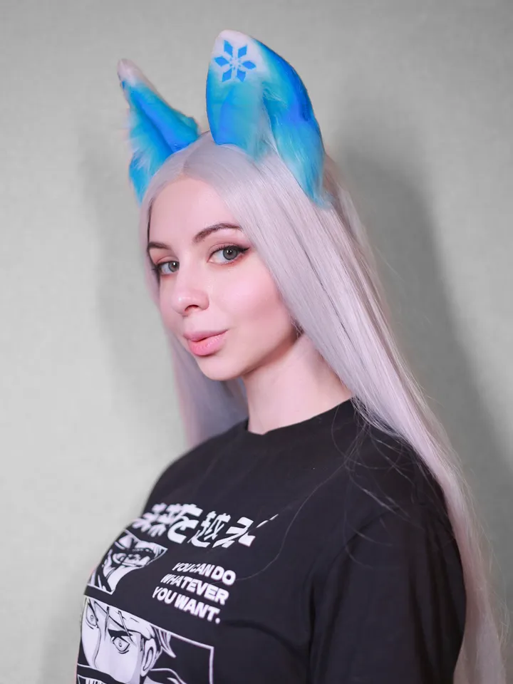 Cryo Genshin Impact faux fur cat ears on headband