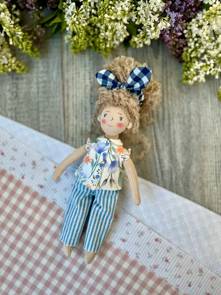 Patterns in PDF of clothes for a doll 31 (12 inch) cm tall.