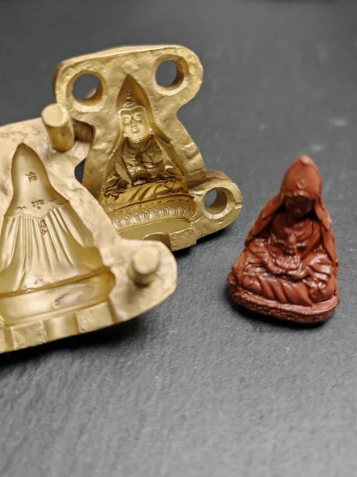 Guru Dewa Chenpo Tsa Tsa Mold,Old Version Mahasukha,4cm Height,Gandhanra Unique Tibetan Buddha Tsha Tsha Mould