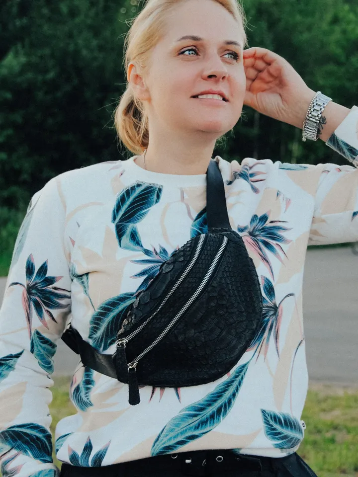 Genuine Python Skin Fanny Pack Black Color | Leather Belt Bag | Summer Bags | Unisex Fanny Pack | Exotic Leather Bags | Snake Print Bag