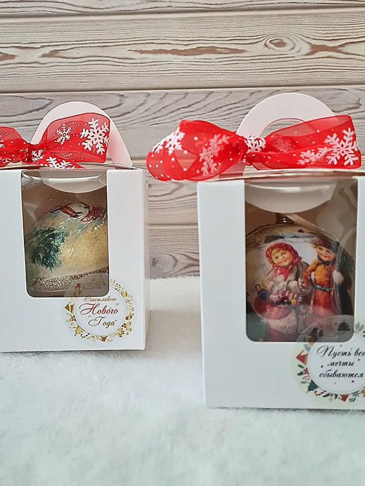 Handmade Christmas gifts Couple of snowmen in love Christmas decoration ornament