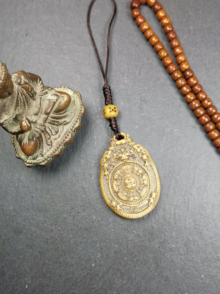 Gandhanra Antique Tibetan Buddhist Calendar Amulet,Yak Bone Carved Melong Mirror,SIPAHO(srid pa ho) Badge,1.46 inches, 20 Years Old