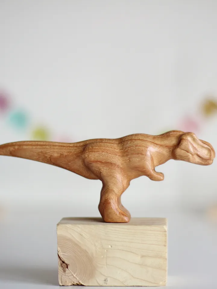 Wooden dinosaurss play set