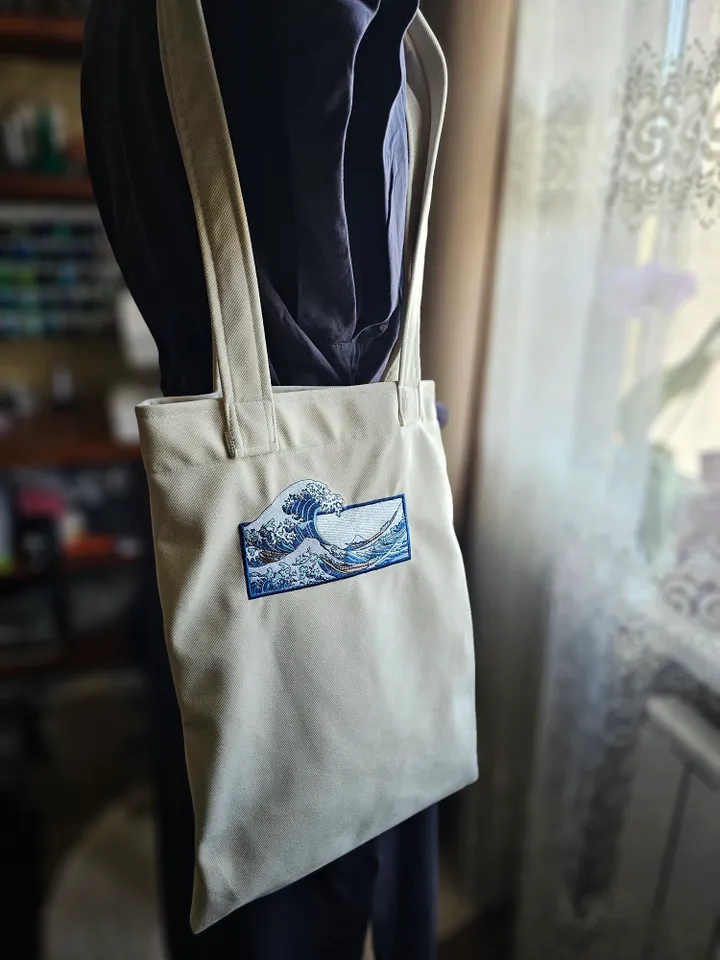 Shopper bag with Sea Wave embroidery