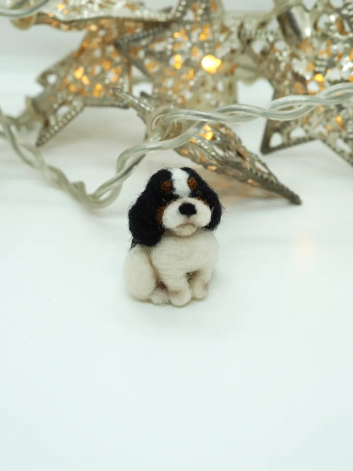 Tiny needle felted Cavalier King Charles spaniel, miniature dog, black and white, made to order