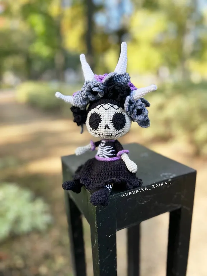 PDF Crochet Catherine Skull Girl Pattern in Eng Halloween Pattern Crochet Monster Doll Crochet Pattern Catrina la Calavera patrón en español
