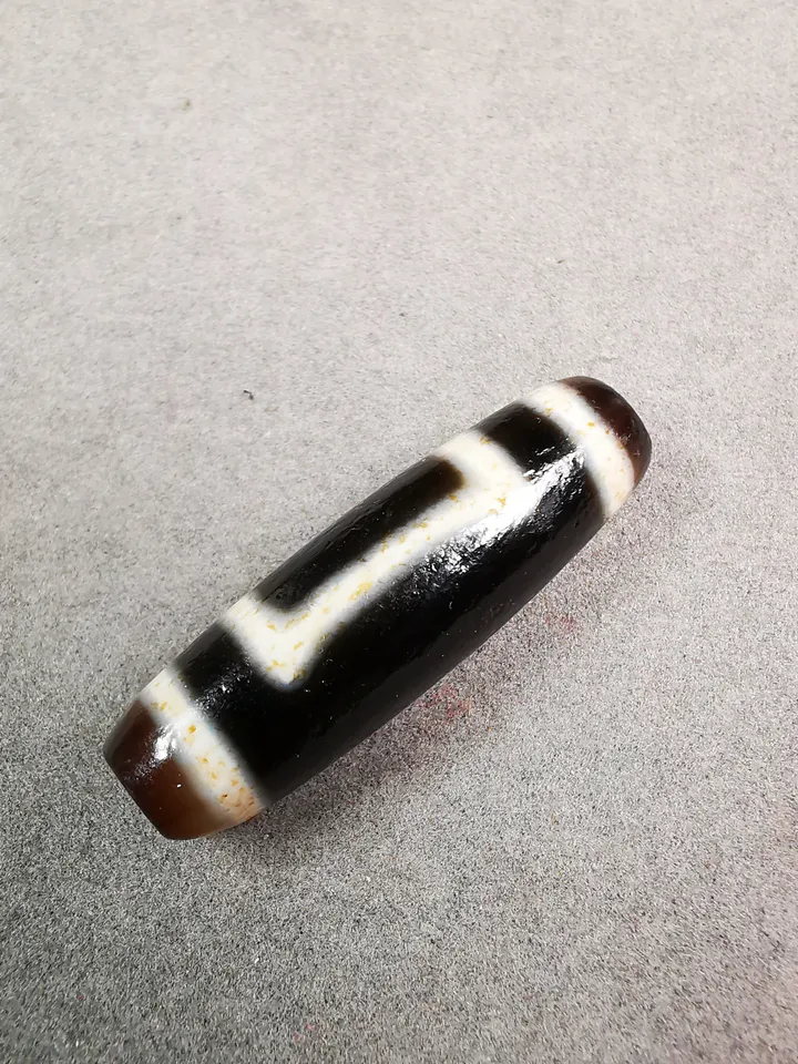Gandhanra Tibetan Heaven & Earth Dzi Bead,Tibetan Chung,Protective Amulet,Small Size 35*10 mm