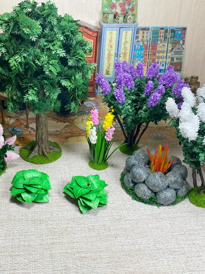 Flowers for a doll's garden in 1:12 scale. Dollhouse miniature.