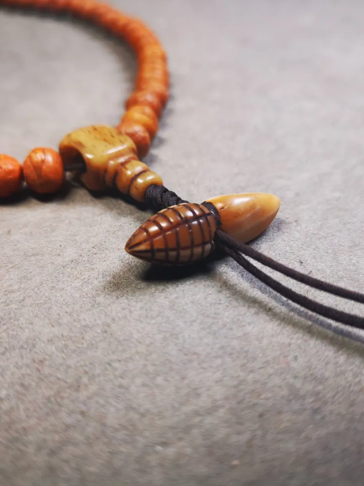 Gandhanra Handmade Tibetan Pendant Bead,Bone Carved Spacer Bead for Mala,Niang La Tsa Tsa Statue,Stupa Amulet,Pagoda Pendant