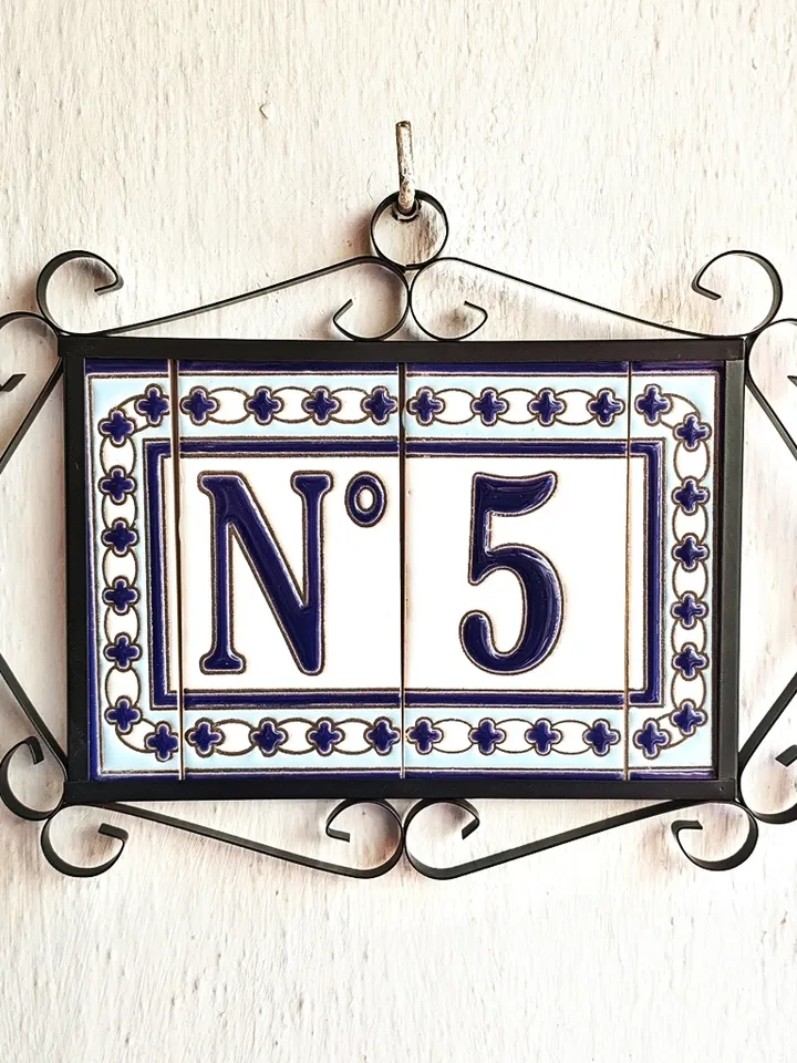 Ceramic letters and numbers 11cm (4.3") for the wall - Hand-glazed in Spain - "MALAGA" models - Ceramic letters number -
