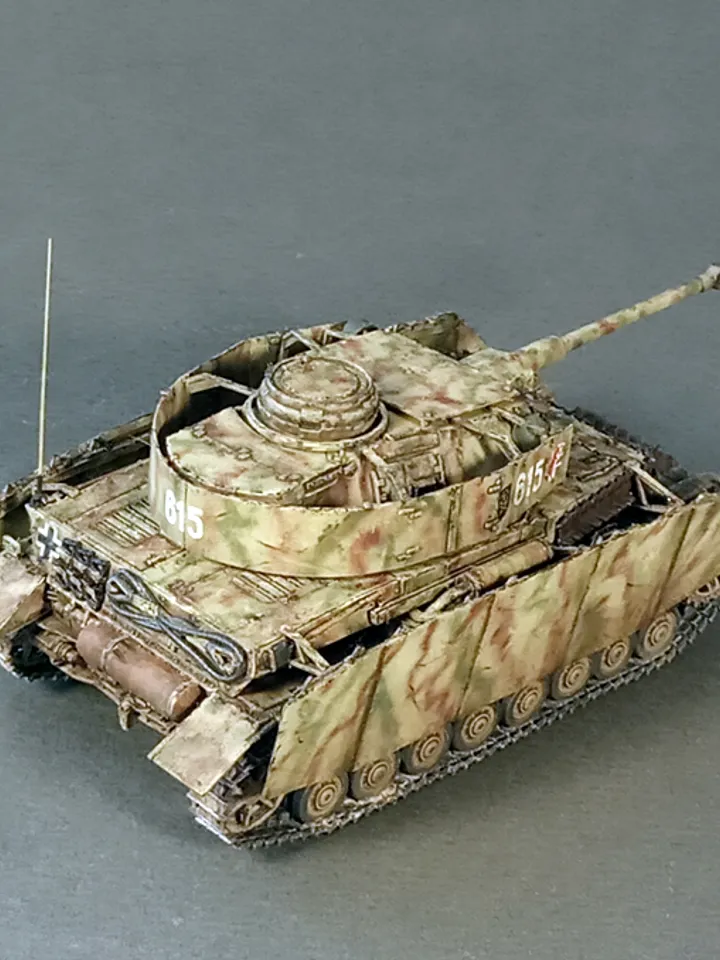 Pro Built model Panzer IV Ausf.H 35 Pz.Reg., 1/72 scale