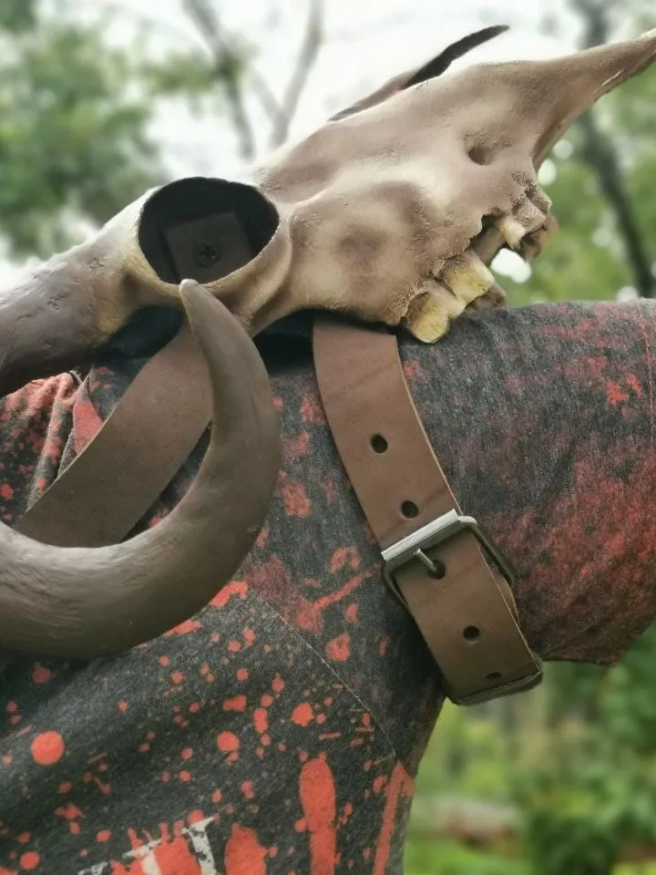 Ram Skull Pauldrons, Fantasy Armor, cosplay armor, celtic leather armor, viking armor, larp armor