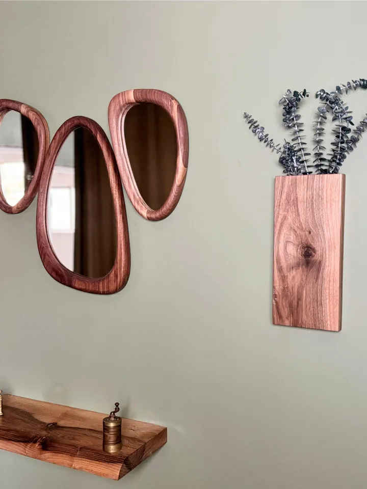 Walnut Framed Mirror,Mid Century Mirror,Organic Mirror,Wood Framed Mirror,İrregular Mirror,Asymmetrical Mirror,Mirror Wall Decor,Curved