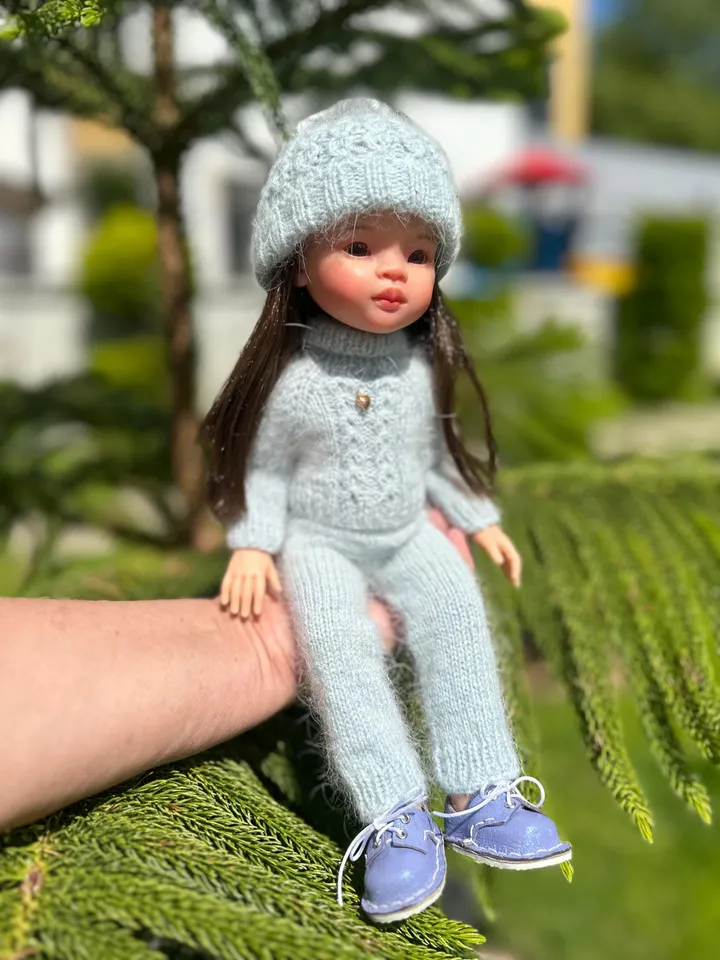 PDF Knitting SET Sweater, Pants, and Hat Set Pattern & Tutorial with Cute Lock Pattern – Cozy Outfit for 13-Inch Dolls Paola Reina eng