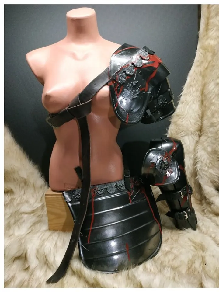 Warhammer - cosplay - armor - Dark Souls - inspired - larp armor - medieval armo