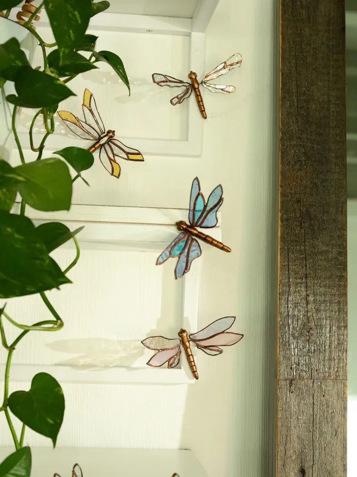 Dragonflies. Tiffany Stained Glass, Dragonflies. Tiffany-Style Stained Glass, Stained Glass Art in Tiffany Technique, Tiffany Dragonflies, Stained Glass Creations, Stained Glass Dragonflies in Tiffany Technique, Tiffany-Style Dragonfly Glass Art