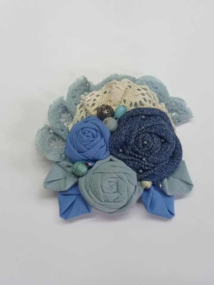 Textile brooch pin blue flowers