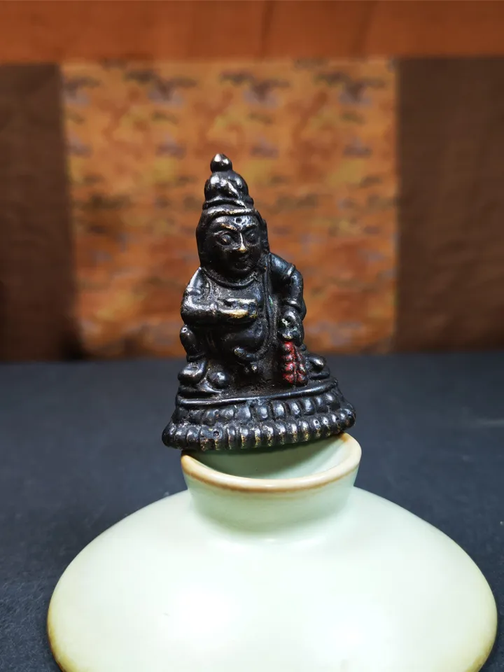 Gandhanra Acient Tibetan Statue Yellow Jambhala(Dzambhala) ,80 Years Old
