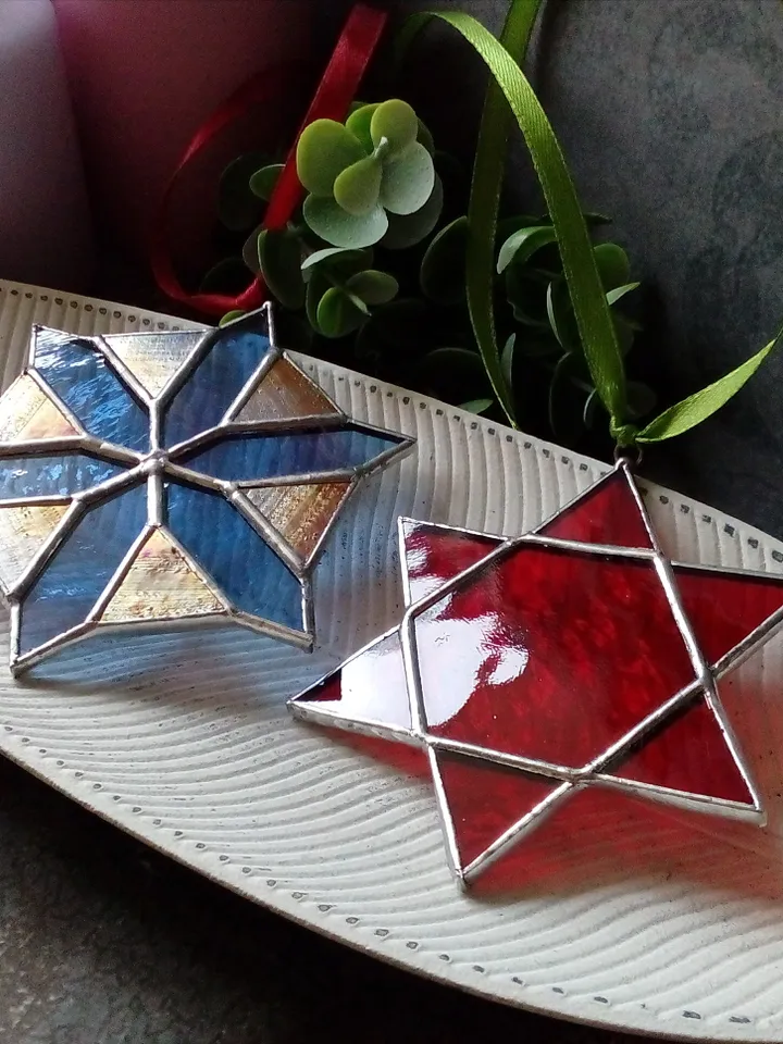 Set of 2 snowflake suncatchers, christmas ornaments, simple stained glass, Christmas decorations, Xmas tree star